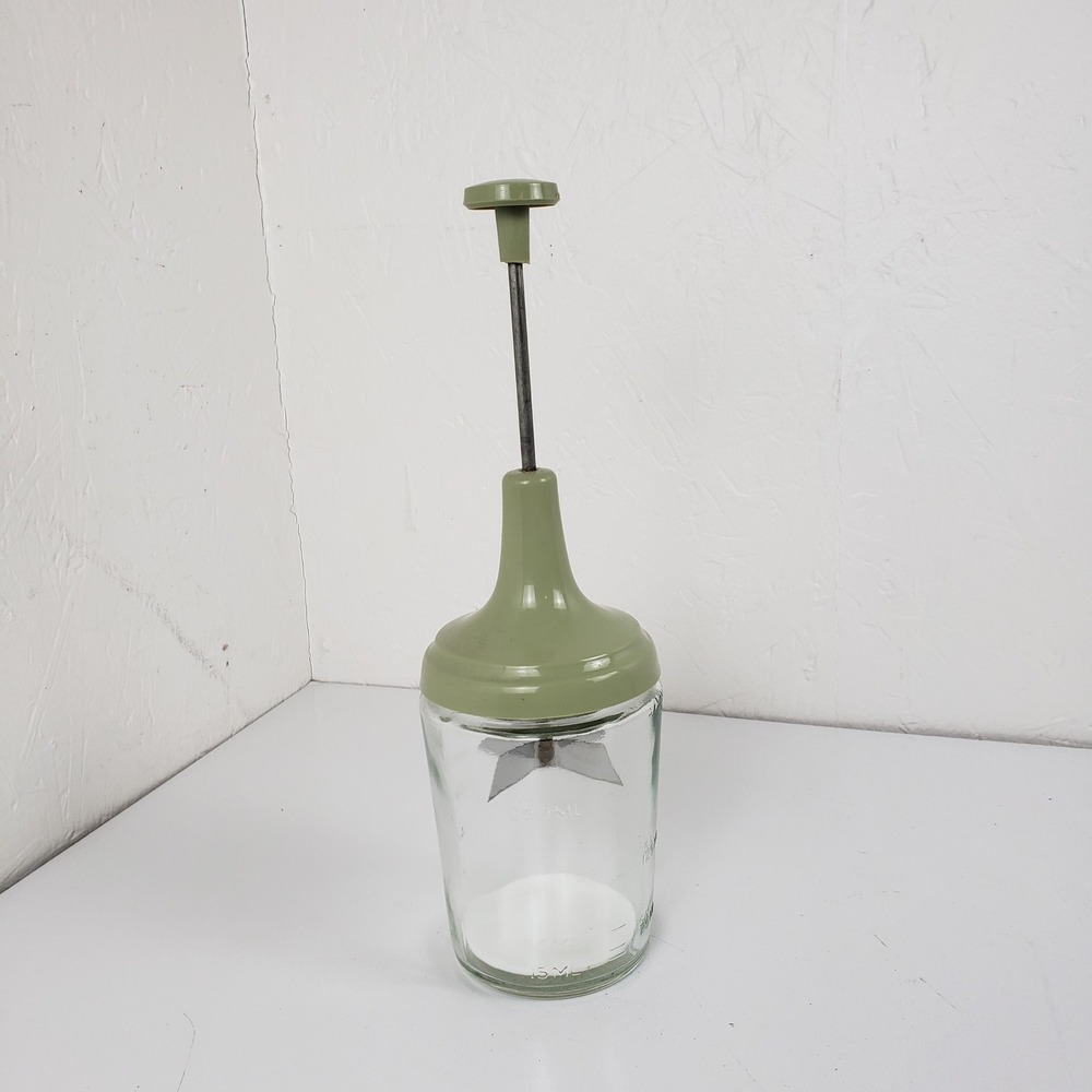 Vintage Manual Nut Food Chopper Glass Jar Stainless Blades Avocado Green 1.5 Cup